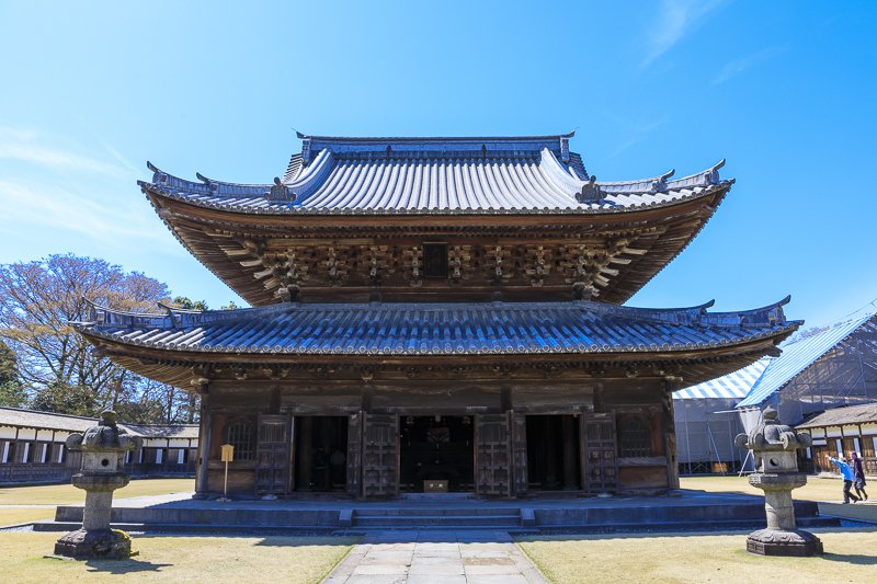 三代当主利常によって建立された国宝「高岡山瑞龍寺」